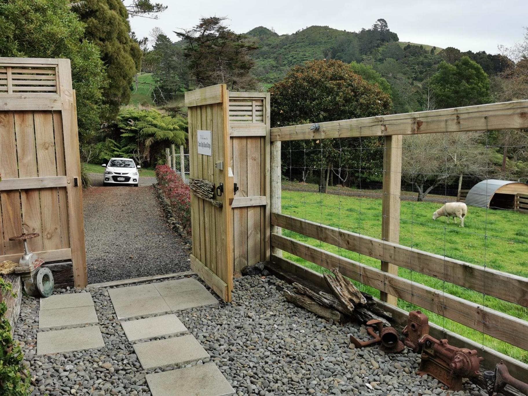 Crown Ridge Miners Cottage Karangahake Eksteriør bilde